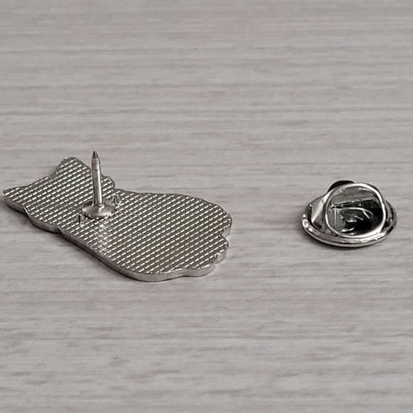 Good Luck Black Cat Enamel Pin - Picture 6 of 10